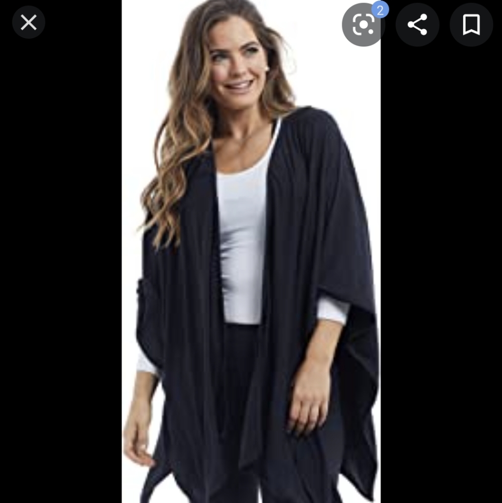 Marika cozy wrap